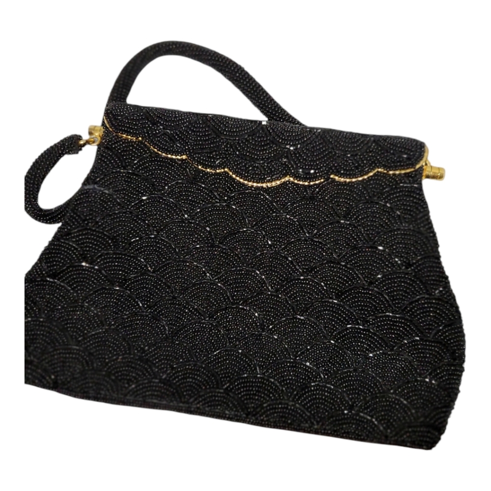 Vintage beaded purse gold trim